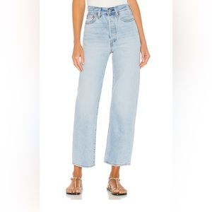 Levi’s Women’s Ribcage Straight Ankle Denim Jeans